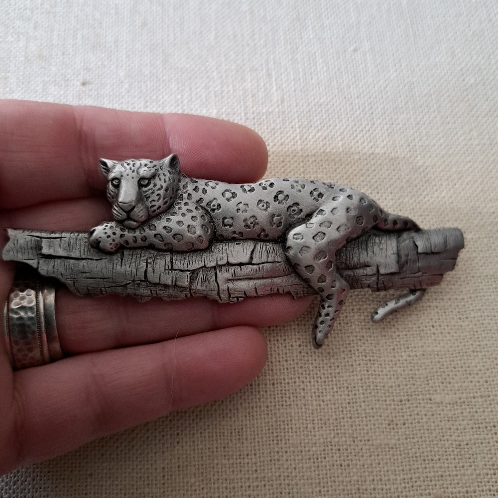 JJ Leopard Brooch  Cheetah Brooch  Pewter 1988 Vintage - Picture 2 of 3